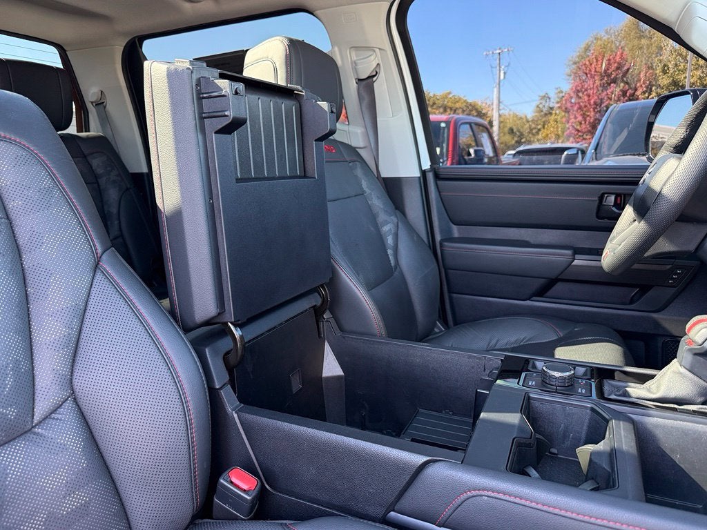 2023 Toyota Tundra Hybrid TRD Pro - 4WD / PANORAMIC SUNROOF