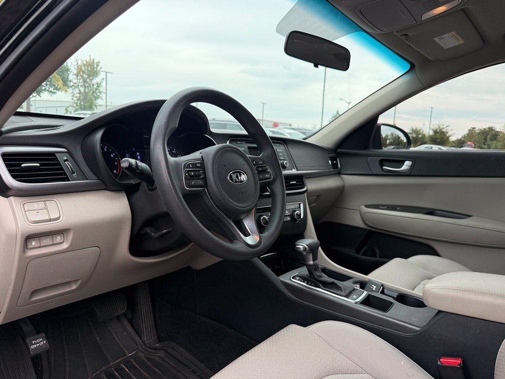 2017 Kia Optima LX - CLEAN CARFAX / ONE OWNER
