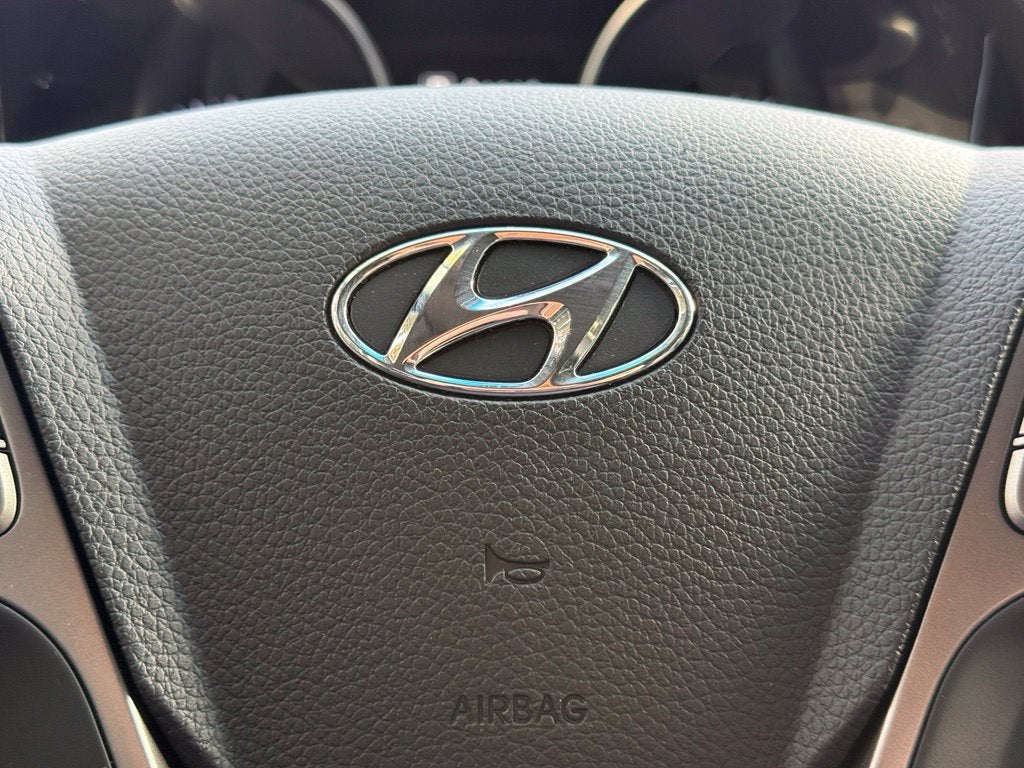 2017 Hyundai Santa Fe Sport 2.0T Ultimate - PANORAMIC SUNROOF