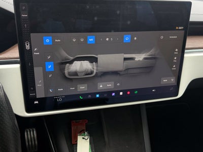 2022 Tesla Model X Base - AWD / THIRD ROW!