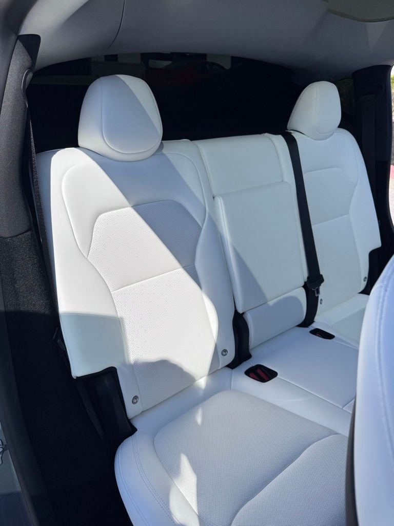 2026 Tesla Model Y Premium