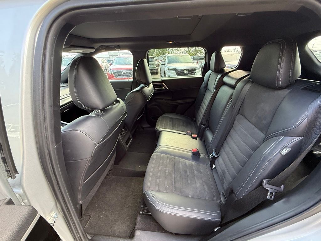 2022 Mitsubishi Outlander Black Edition
