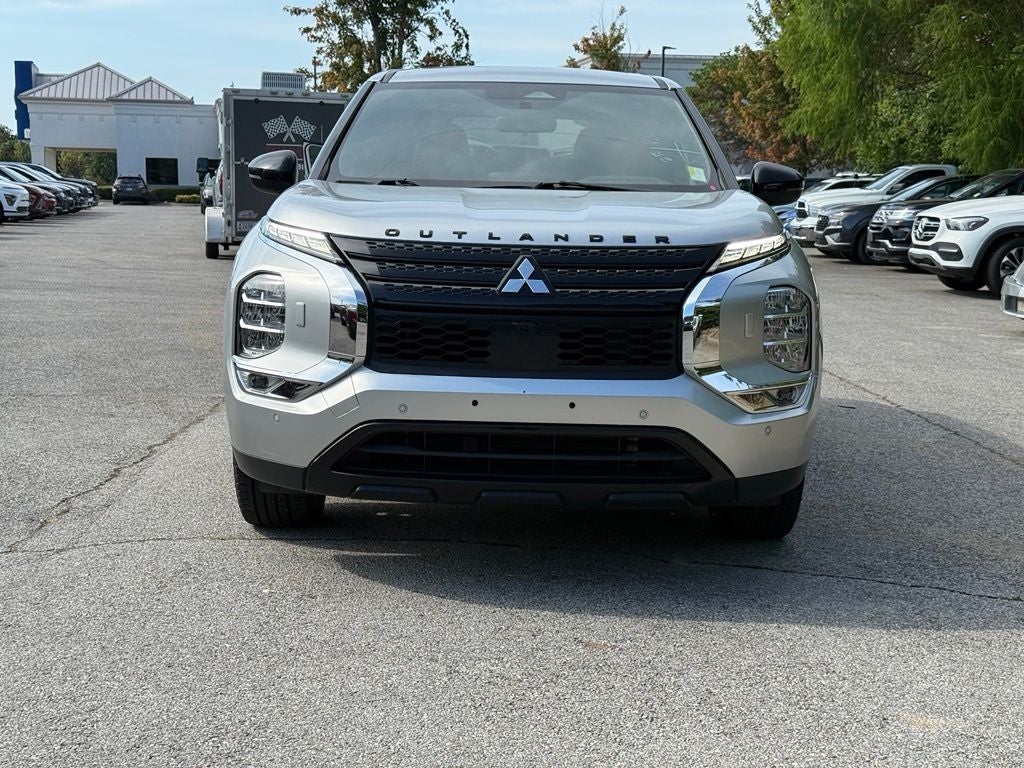 2022 Mitsubishi Outlander Black Edition