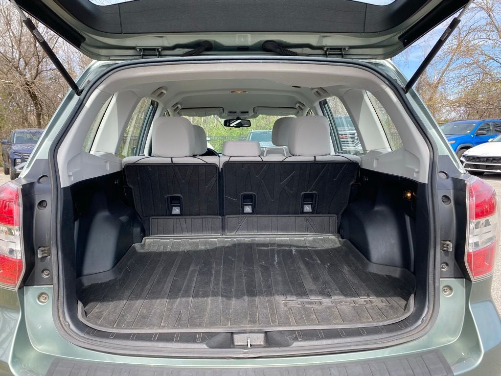 2015 Subaru Forester 2.5i