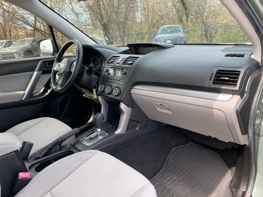 2015 Subaru Forester 2.5i