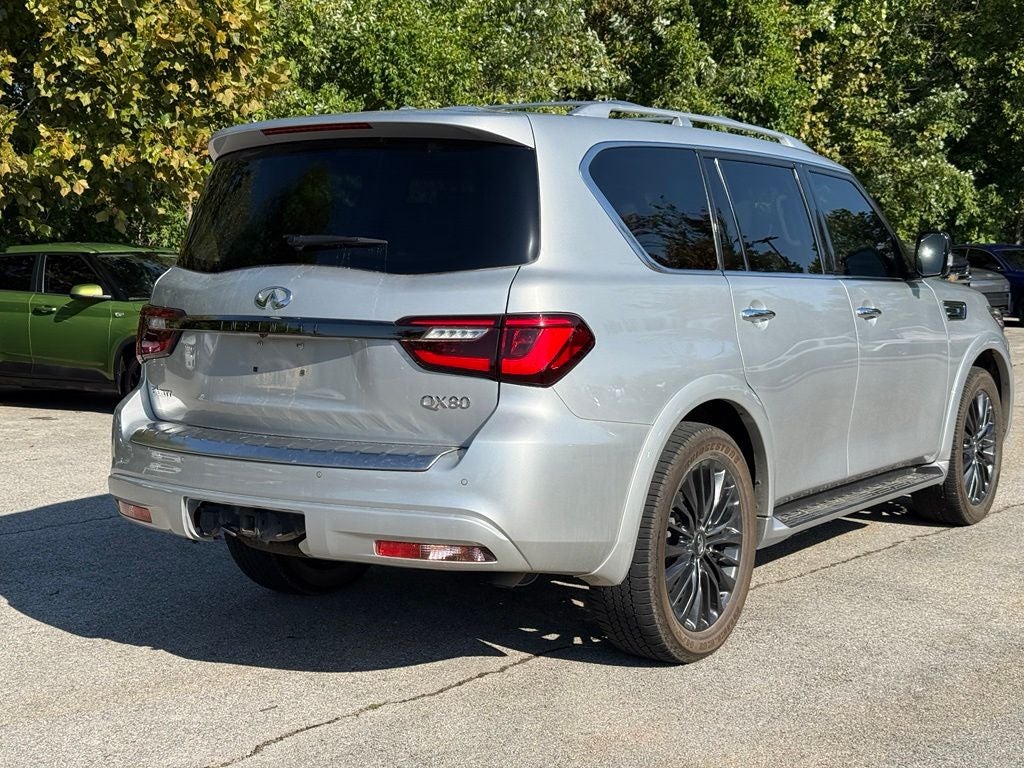 2022 INFINITI QX80 Premium Select