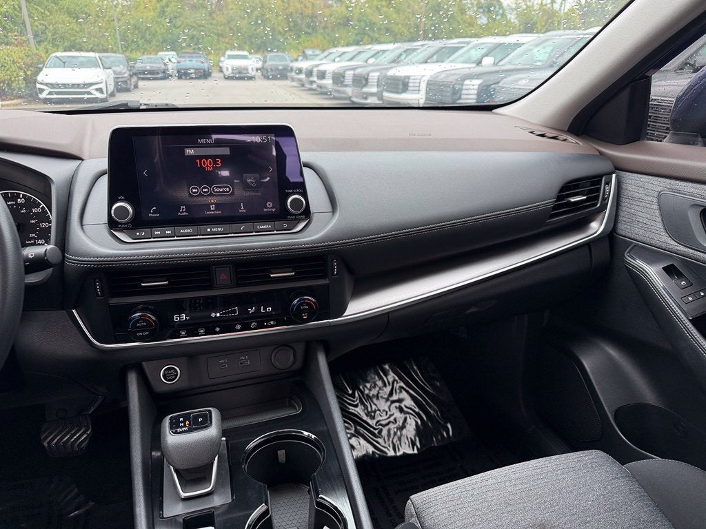 2023 Nissan Rogue SV - AWD / CLEAN CARFAX