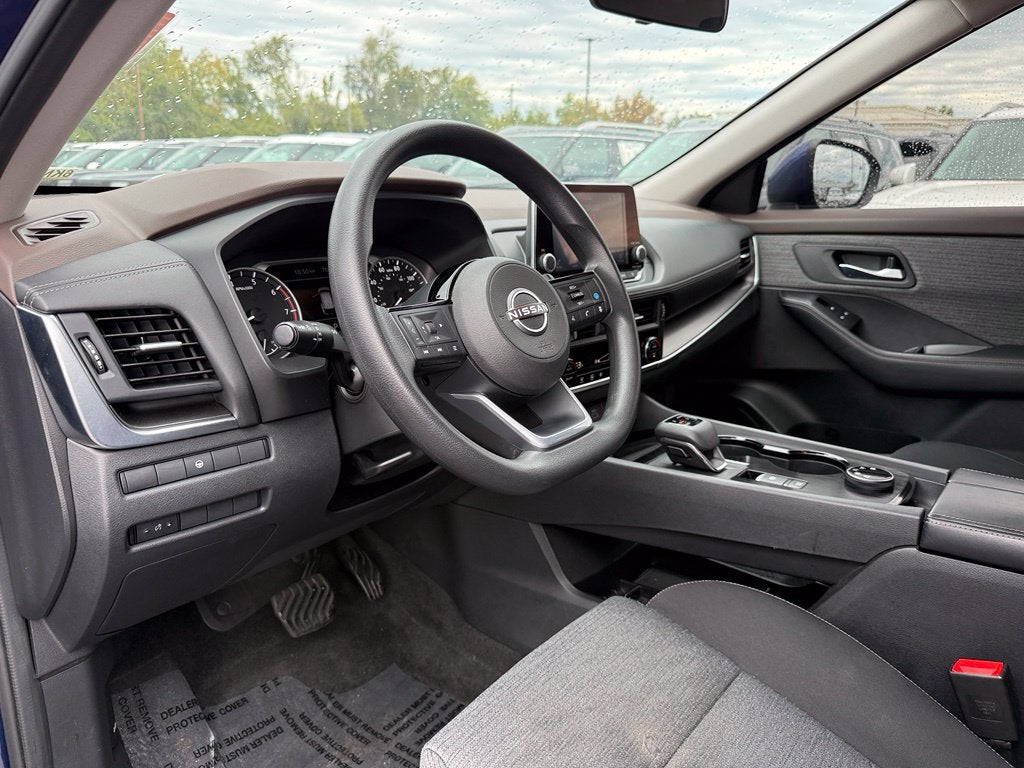 2023 Nissan Rogue SV - AWD / CLEAN CARFAX