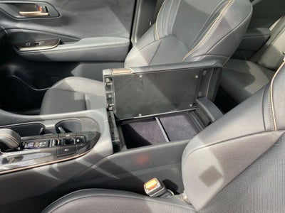 2025 Toyota Crown Platinum