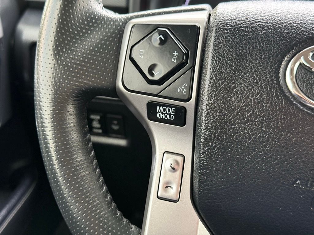 2023 Toyota 4Runner SR5 CARPLAY