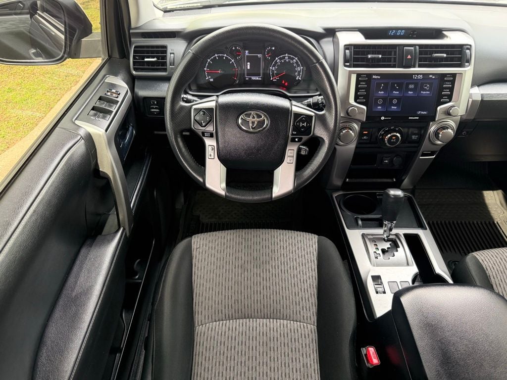2023 Toyota 4Runner SR5 CARPLAY