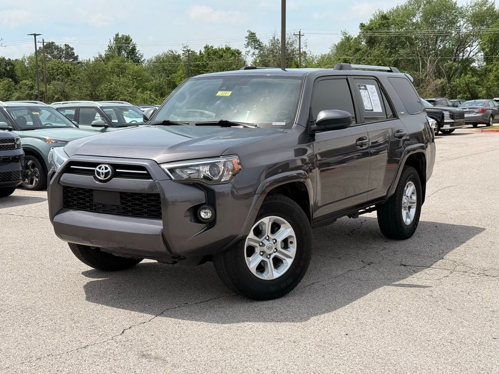 2023 Toyota 4Runner SR5 CARPLAY