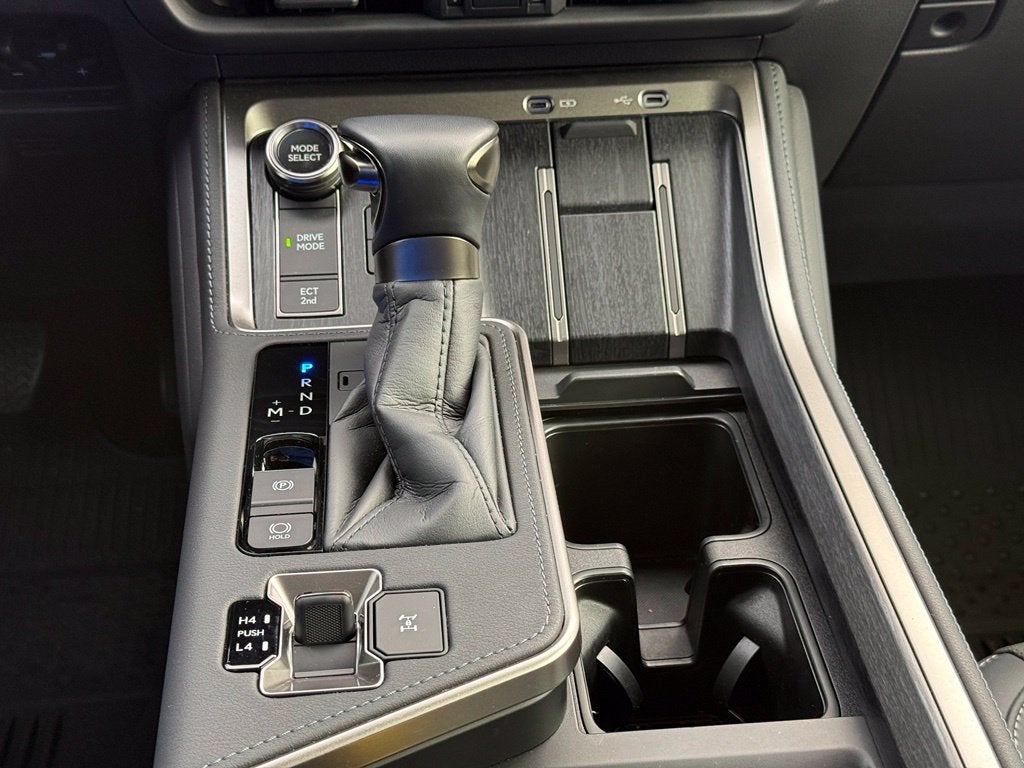 2026 Lexus GX 550 Premium - 4WD | SUNROOF | CLEAN CARFAX