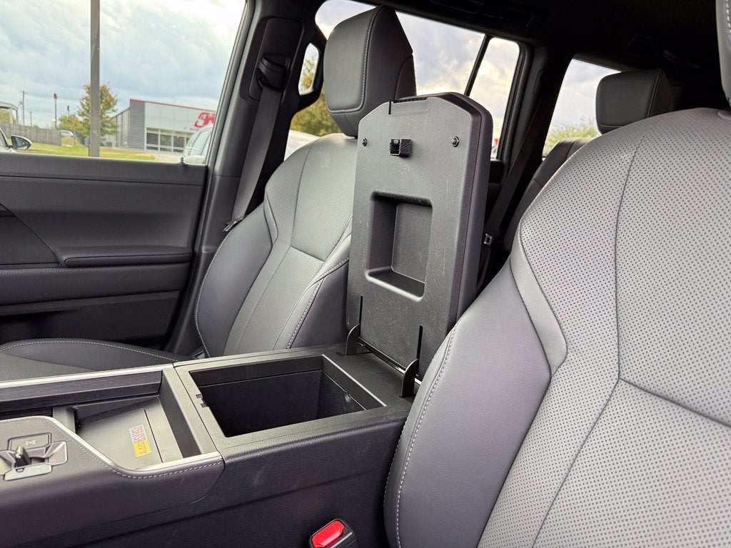 2026 Lexus GX 550 Premium - 4WD | SUNROOF | CLEAN CARFAX
