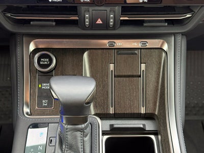 2026 Lexus GX 550 Premium+ - LIFTED! / 4WD / SUNROOF / CAPTAIN'S CHAIRS