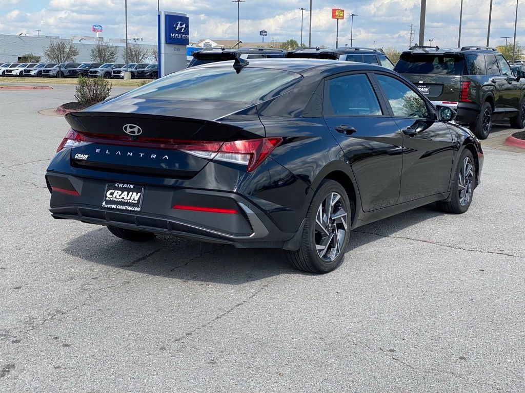 2025 Hyundai Elantra SEL Sport