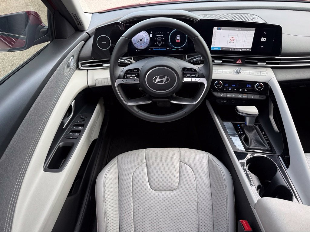 2026 Hyundai Elantra Limited - HYUNDAI CPO / CLEAN CARFAX / ONE OWNER