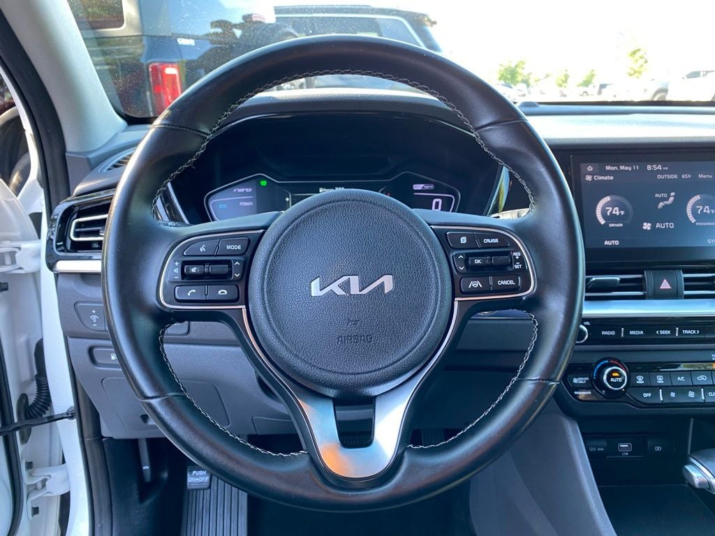 2022 Kia Niro LXS