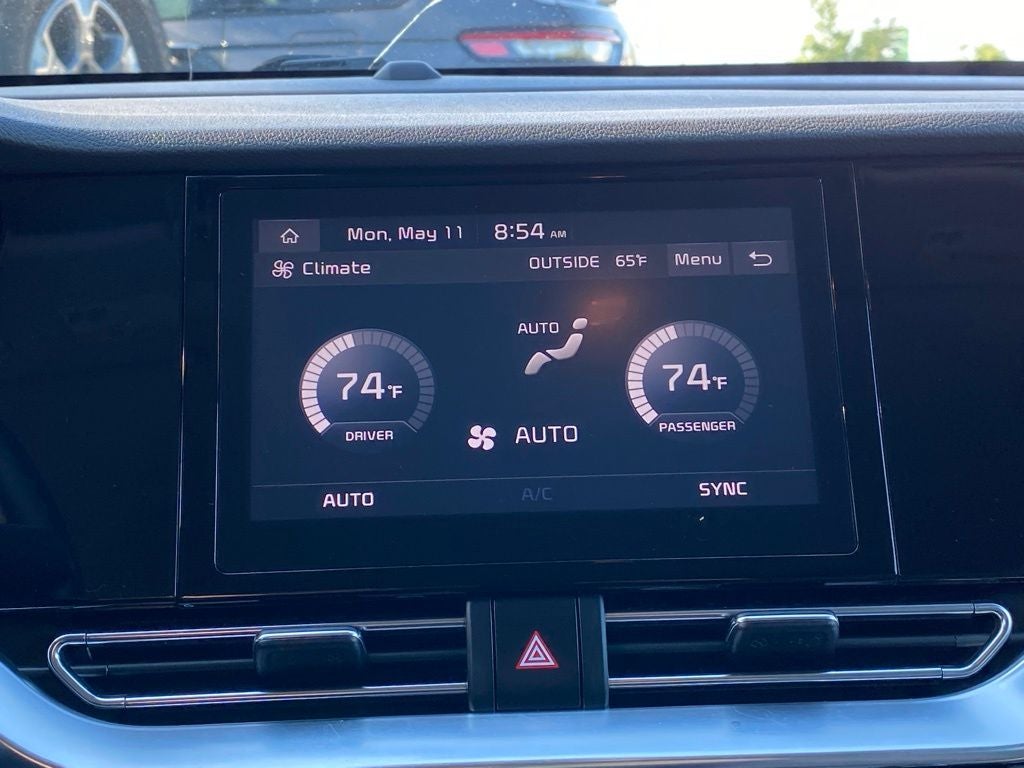 2022 Kia Niro LXS