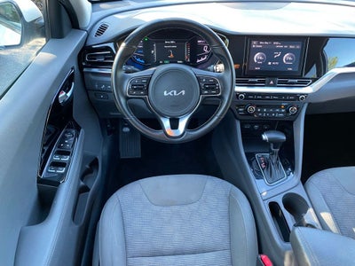 2022 Kia Niro LXS