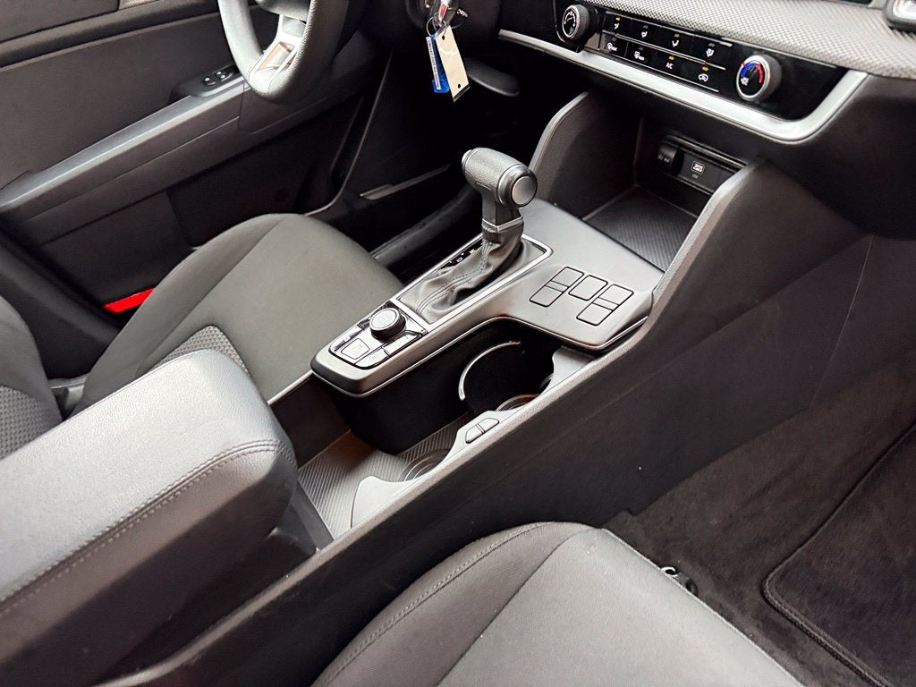 2025 Kia Sportage LX - CLEAN CARFAX / ONE OWNER