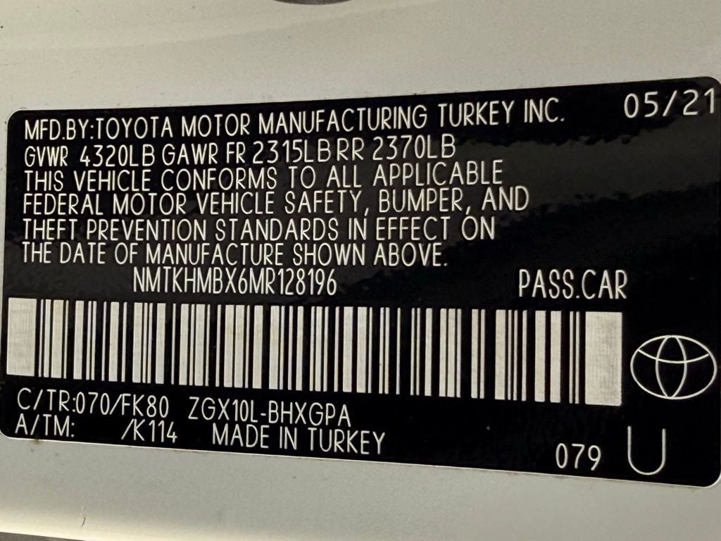 2021 Toyota C-HR XLE POWER LIFTGATE