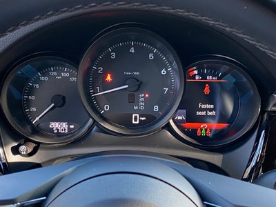 2022 Porsche Macan Base AWD / PANO ROOF / CLEAN CARFAX