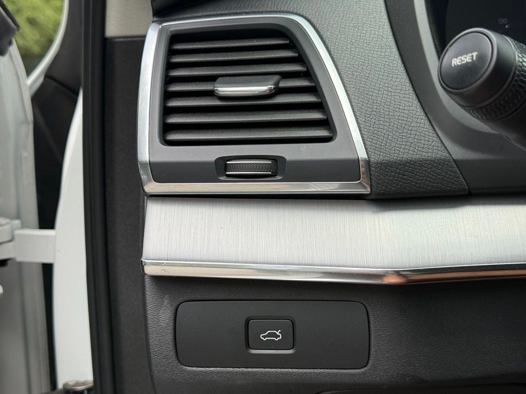 2023 Volvo XC90 B5 Core