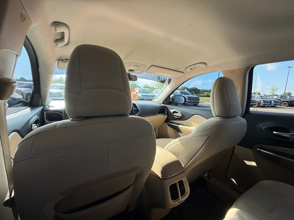 2019 Jeep Cherokee Latitude