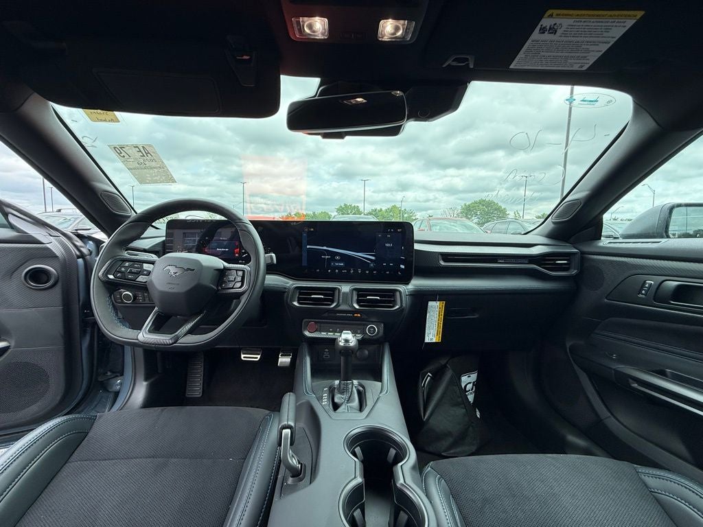 2025 Ford Mustang Dark Horse EQUIPMENT GROUP 700A