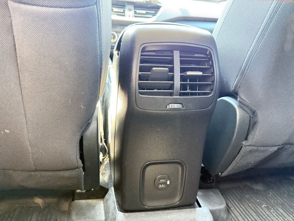 2022 Ford Escape Hybrid SE