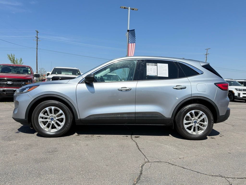 2022 Ford Escape Hybrid SE