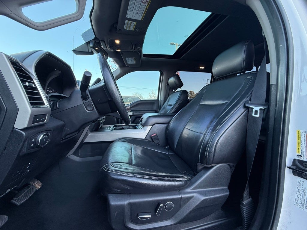 2018 Ford F-350SD Lariat Hard loaded!! DELETED