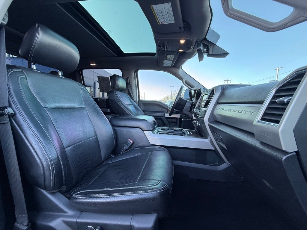 2018 Ford F-350SD Lariat Hard loaded!! DELETED