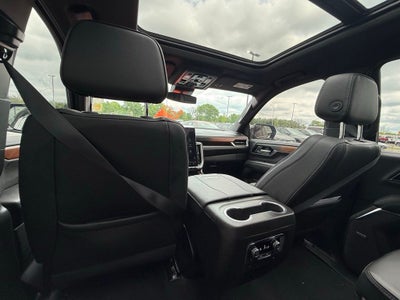 2026 GMC Yukon Denali SUNROOF,STEP PACKAGE