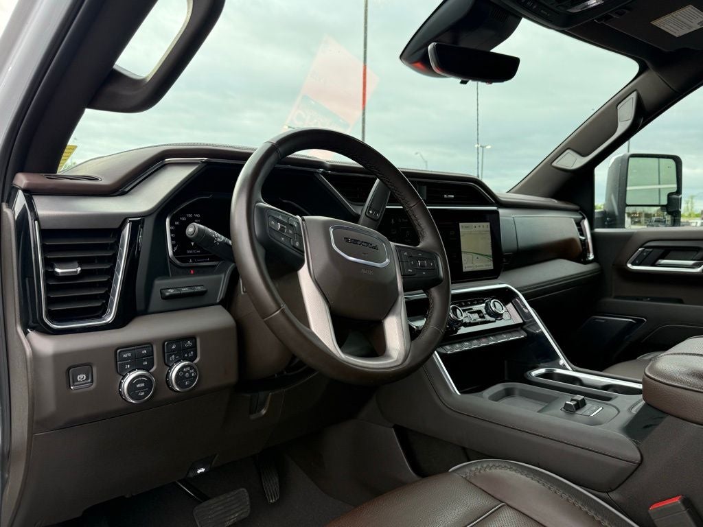 2024 GMC Sierra 2500HD Denali DENALI PREFERRED POWER STEPS,