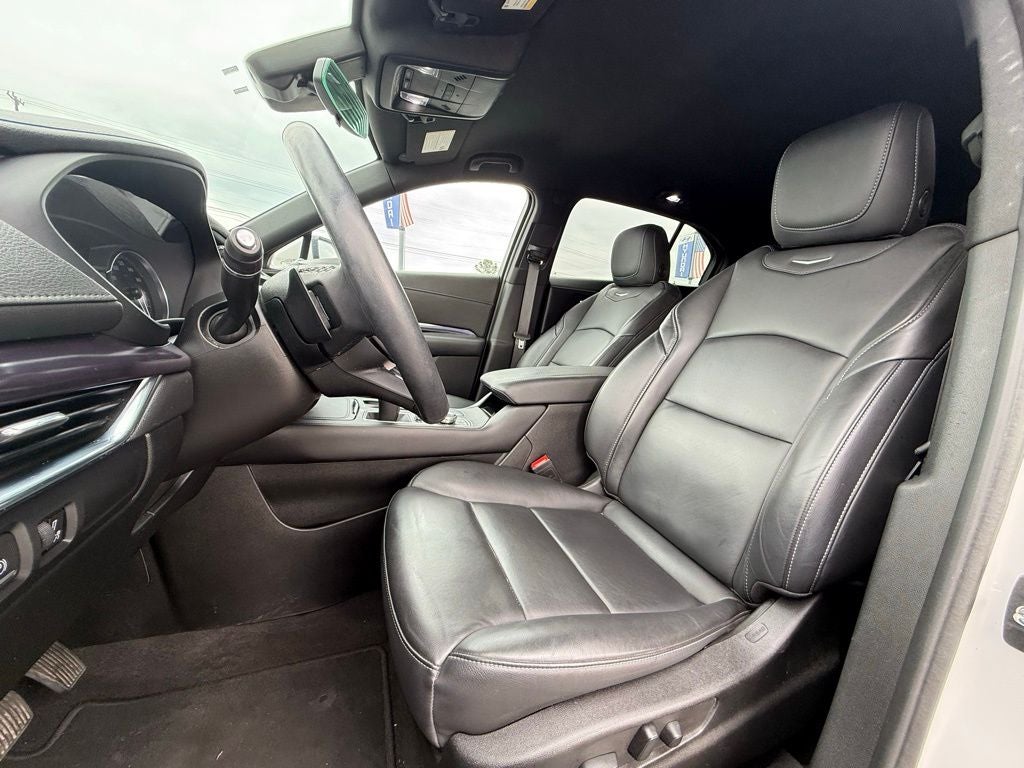 2023 Cadillac XT4 Luxury