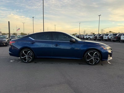 2023 Nissan Altima 2.5 SR
