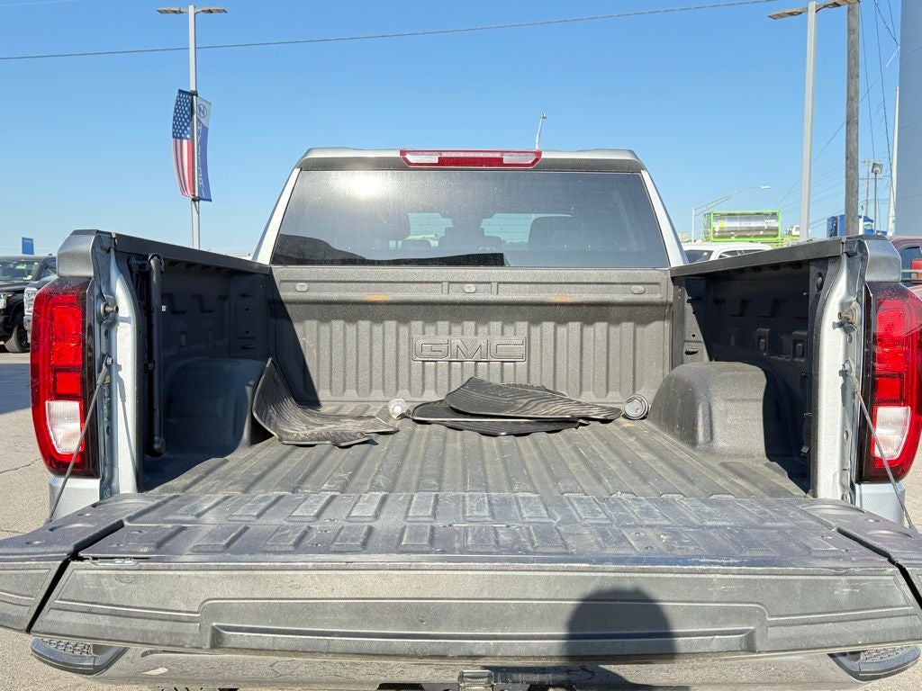 2025 GMC Sierra 1500 SLE