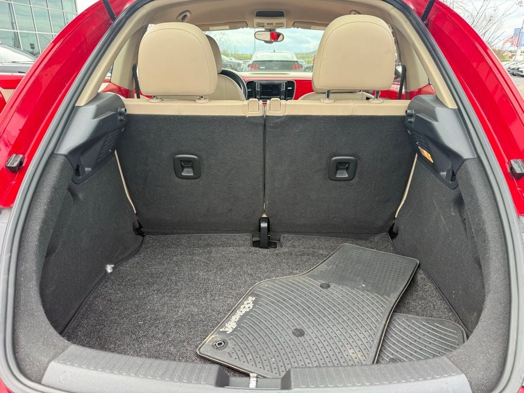 2016 Volkswagen Beetle 1.8T SE