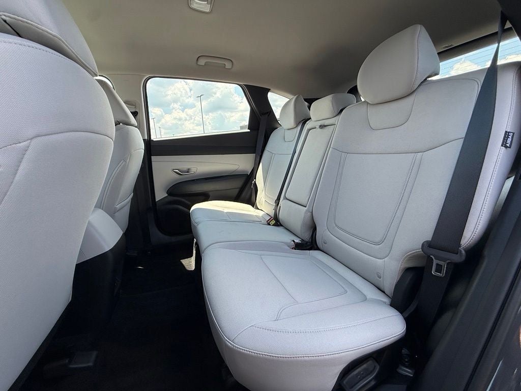 2025 Hyundai Tucson SE