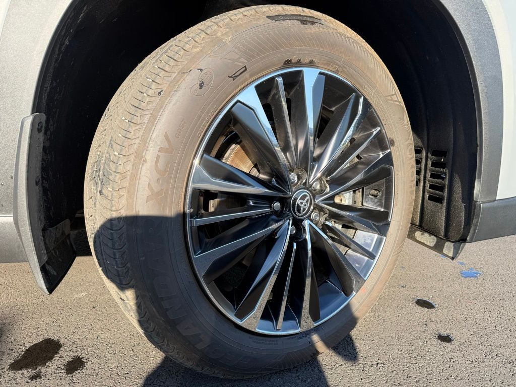 2026 Toyota Grand Highlander Hybrid MAX Platinum