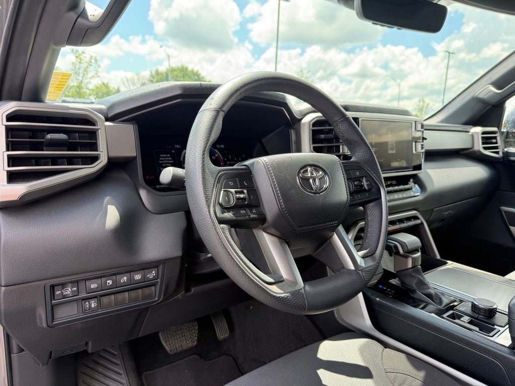 2025 Toyota Sequoia SR5