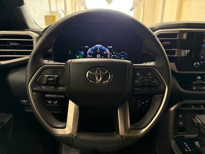 2025 Toyota Sequoia SR5