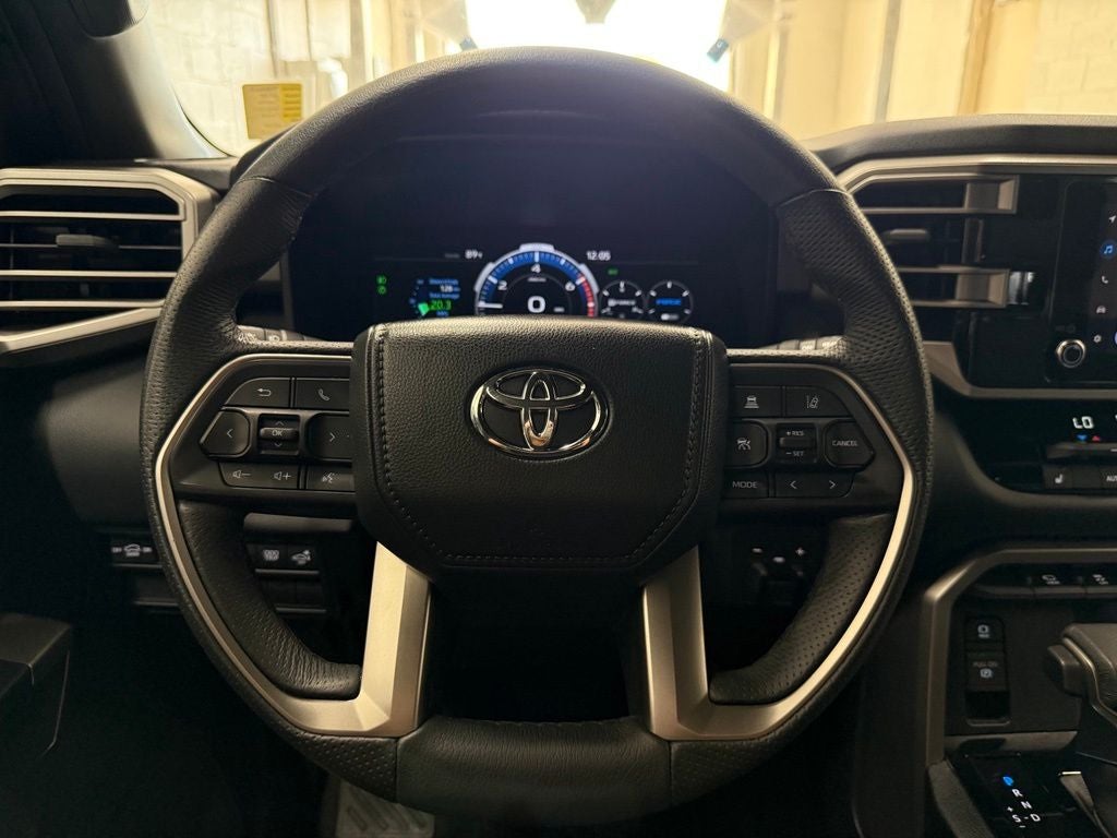 2025 Toyota Sequoia SR5