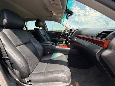 2010 Lexus LS 460