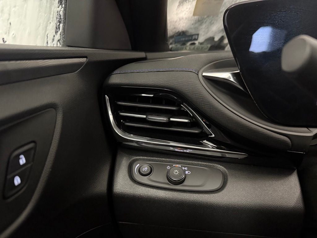 2025 Buick Envista Sport Touring