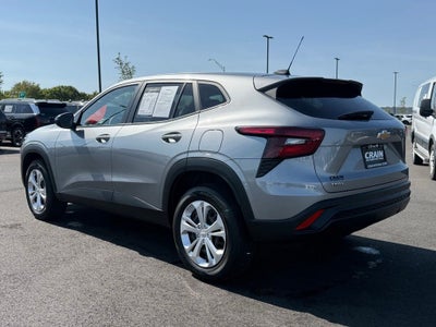2025 Chevrolet Trax LS