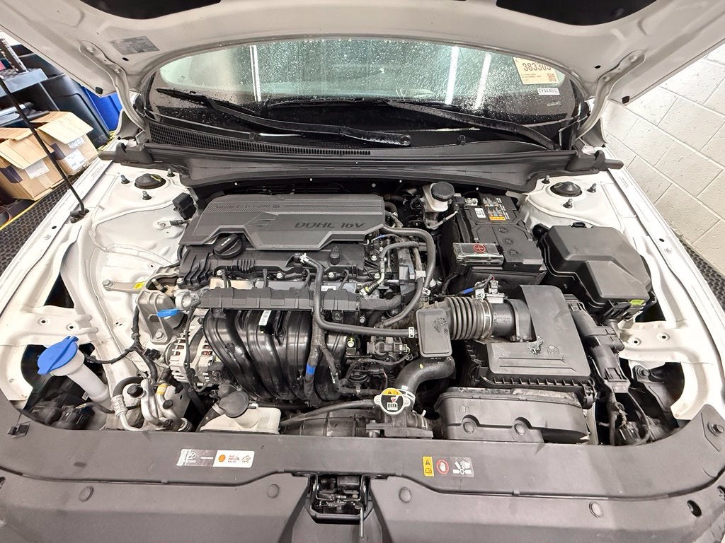 2025 Hyundai Elantra SE CPO Eligible