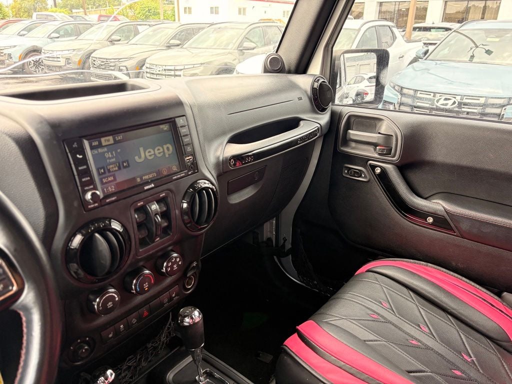 2012 Jeep Wrangler Unlimited Sahara Altitude